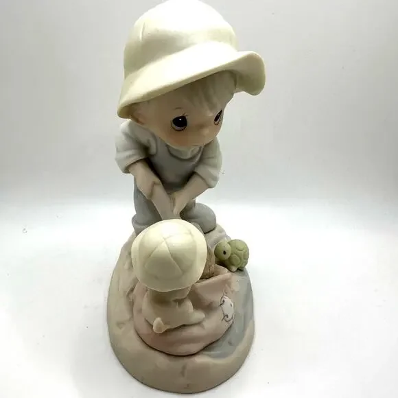 Vintage 1993 Precious Moments Figure "nothing can dampen the spirit of caring" - Picture 4 of 6